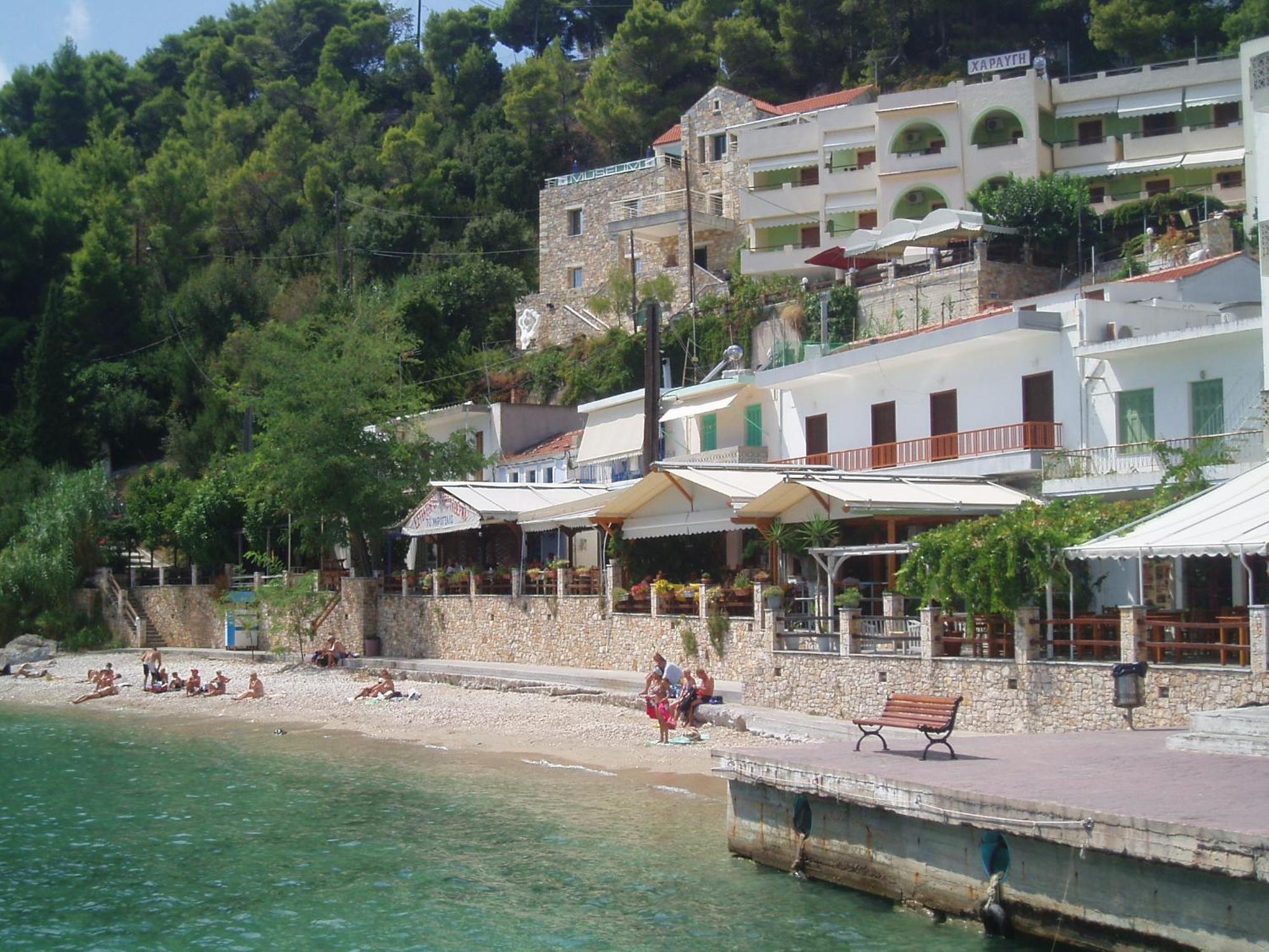 Haravgi Hotel Patitírion Exterior foto