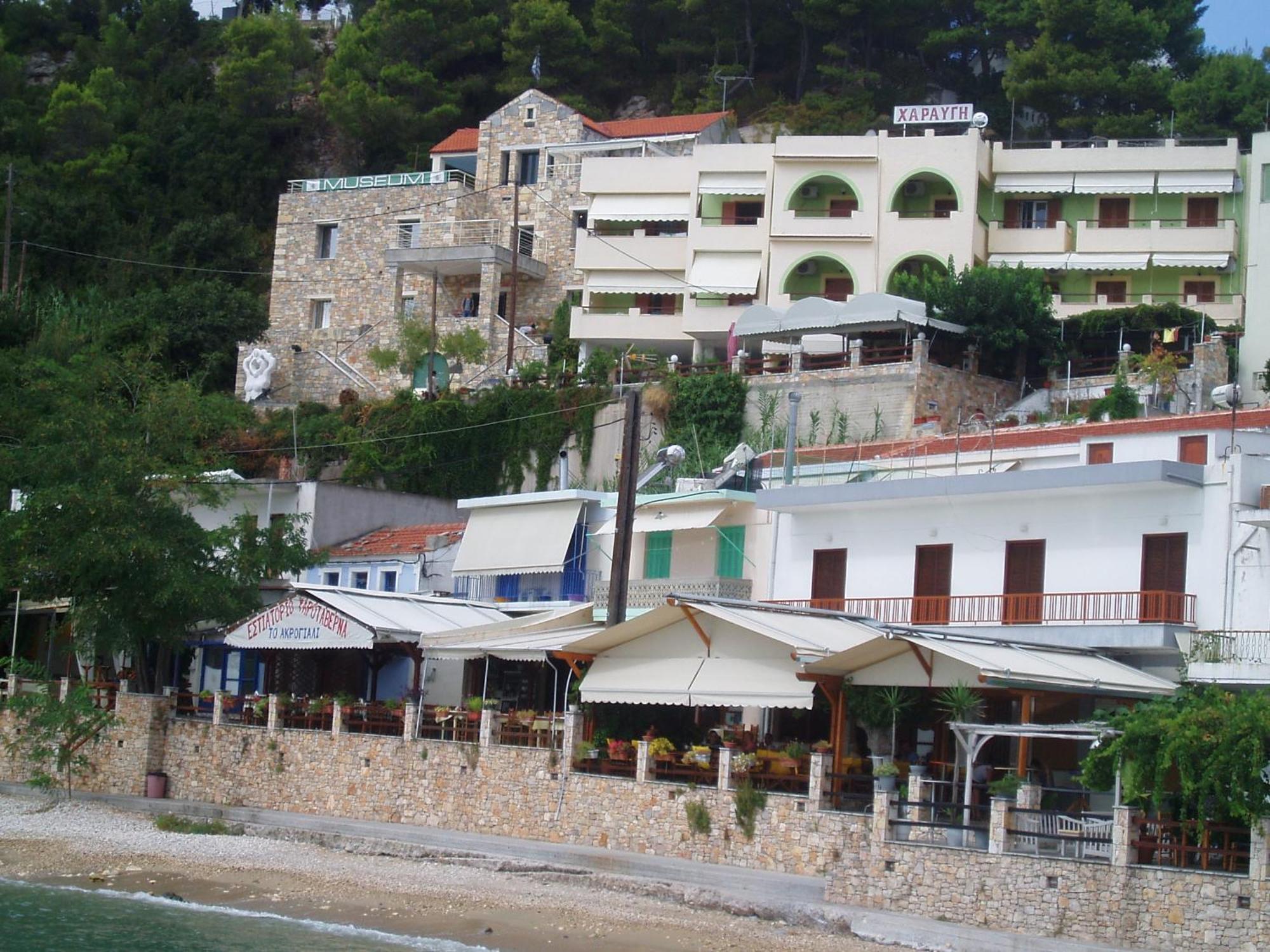 Haravgi Hotel Patitírion Exterior foto