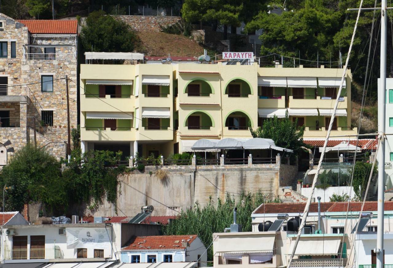 Haravgi Hotel Patitírion Exterior foto