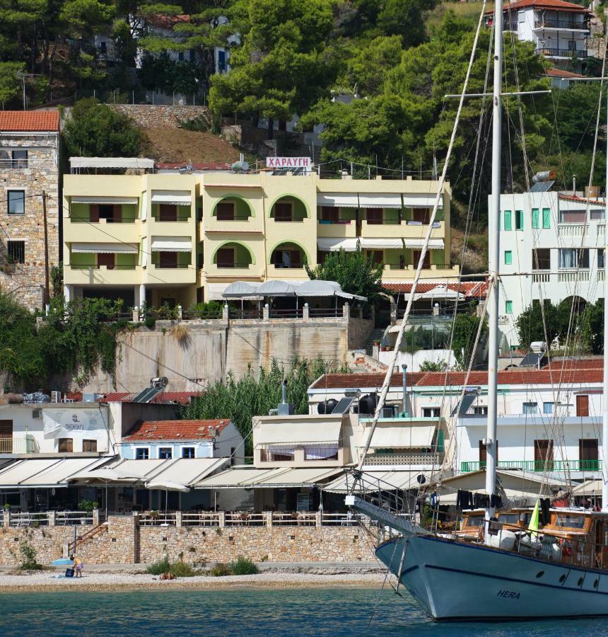 Haravgi Hotel Patitírion Exterior foto